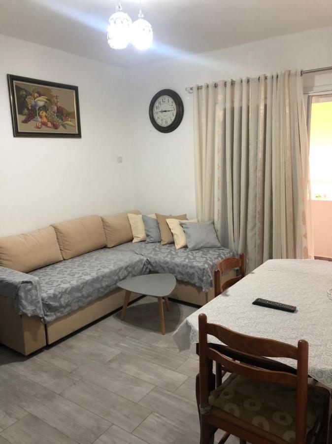 Sandri Apartment Химар Екстериор снимка